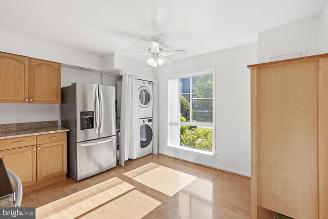3695 PERSIMMON CIR, Fairfax, VA 22031