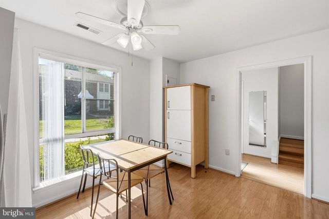 3695 PERSIMMON CIR, Fairfax, VA 22031
