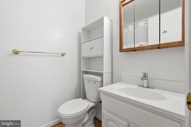 3695 PERSIMMON CIR, Fairfax, VA 22031