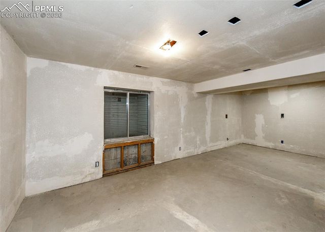 1456 E Gem Drive, Pueblo West, CO 81007