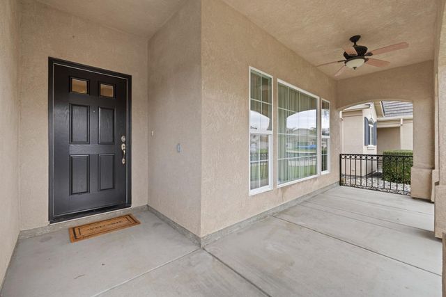 1823 Piedmont Dr, Manteca, CA 95336