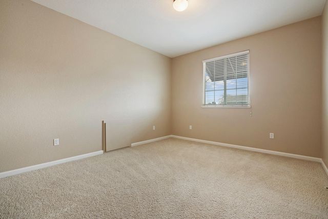 1823 Piedmont Dr, Manteca, CA 95336