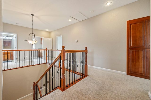 1823 Piedmont Dr, Manteca, CA 95336