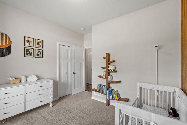 712 S Creek Drive N, Champlin, MN 55316