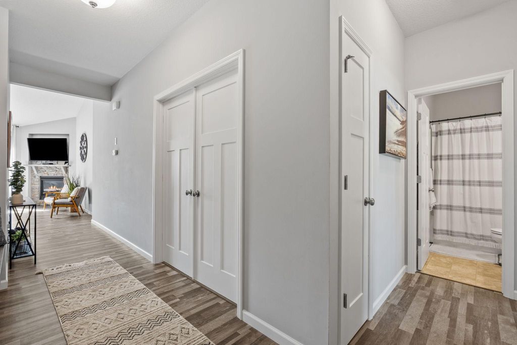 712 S Creek Drive N, Champlin, MN 55316 — photo 5