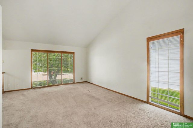15116 Chalco Pointe Drive, Omaha, NE 68138
