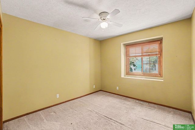 15116 Chalco Pointe Drive, Omaha, NE 68138