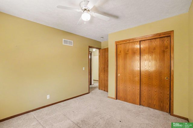 15116 Chalco Pointe Drive, Omaha, NE 68138