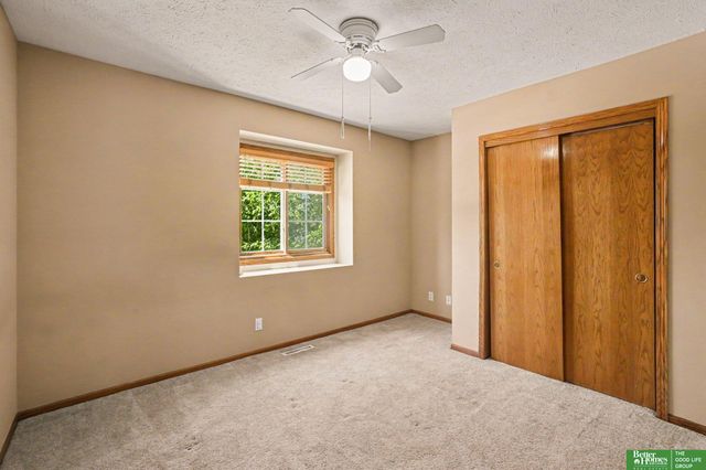 15116 Chalco Pointe Drive, Omaha, NE 68138