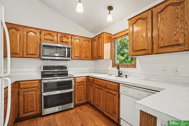 15116 Chalco Pointe Drive, Omaha, NE 68138