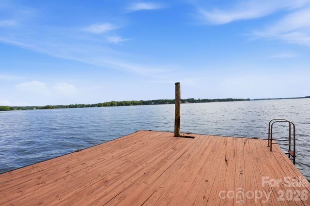 3725 Kingfisher Lane, Terrell, NC 28682
