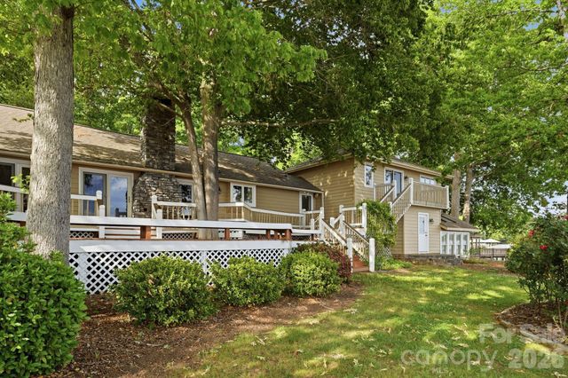 3725 Kingfisher Lane, Terrell, NC 28682