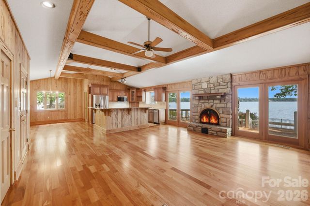 3725 Kingfisher Lane, Terrell, NC 28682