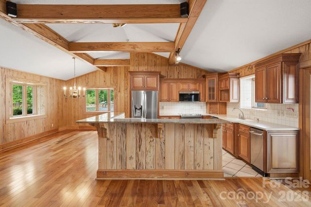 3725 Kingfisher Lane, Terrell, NC 28682