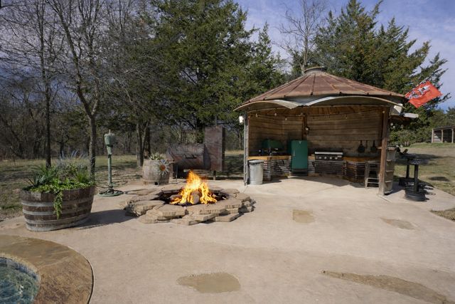 1011 Red Road, Howe, TX 75459