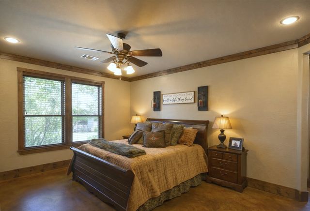 1011 Red Road, Howe, TX 75459