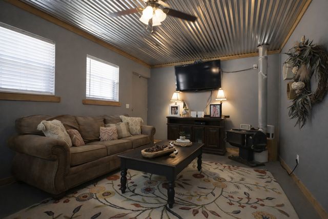 1011 Red Road, Howe, TX 75459