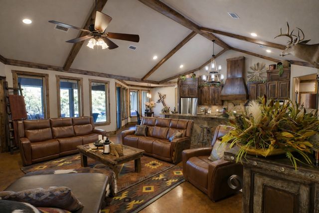 1011 Red Road, Howe, TX 75459