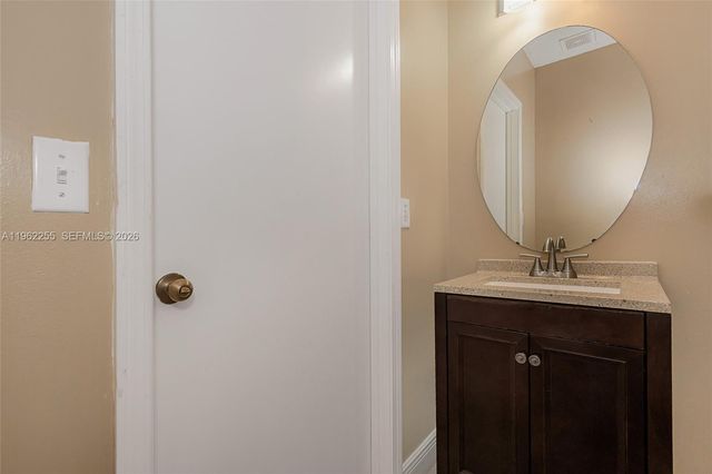 9481 Stanley Ln 9481, Tamarac, FL 33321