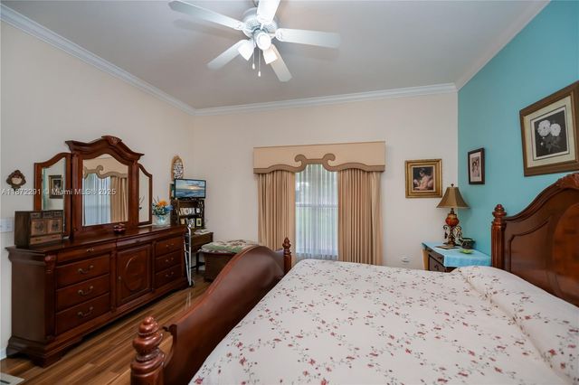 1115 Comet Ave, La Belle, FL 33935