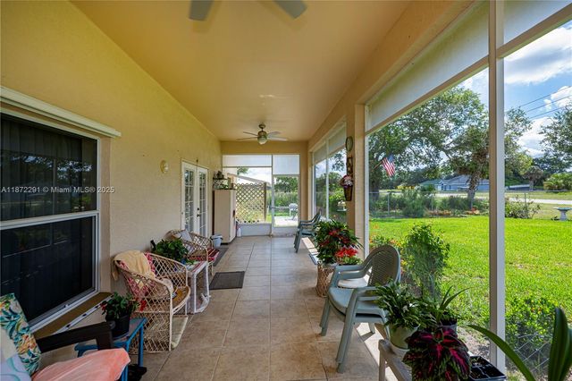 1115 Comet Ave, La Belle, FL 33935