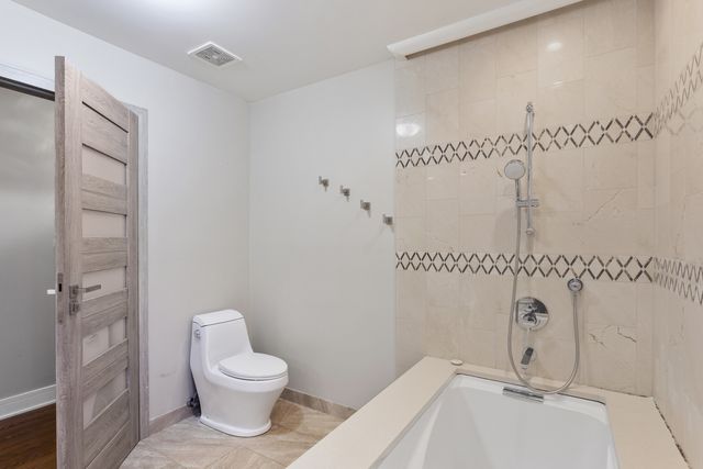 6110 S Normandy Avenue, Chicago, IL 60638
