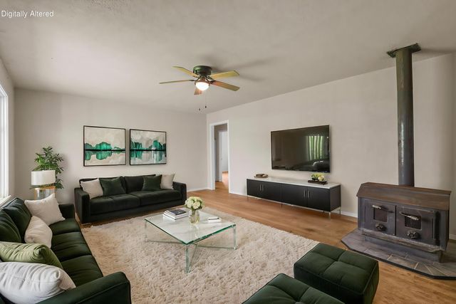 18439 Old Oasis Road, Redding, CA 96003