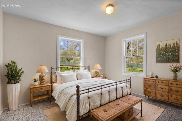 18439 Old Oasis Road, Redding, CA 96003