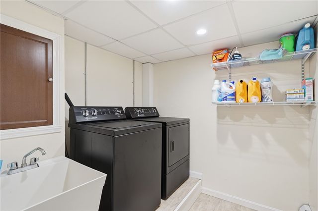 72 Fairweather Avenue, Cranston, RI 02910