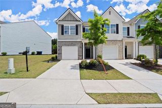 5280 Barberry Avenue, Oakwood, GA 30566
