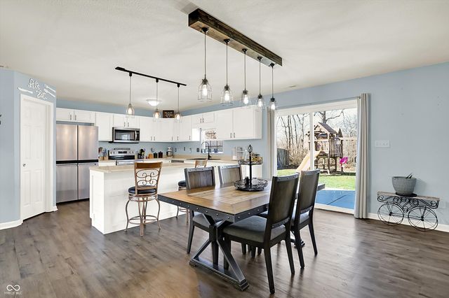 7822 Mullis Lane, Indianapolis, IN 46237