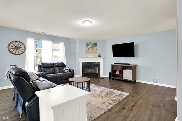 7822 Mullis Lane, Indianapolis, IN 46237