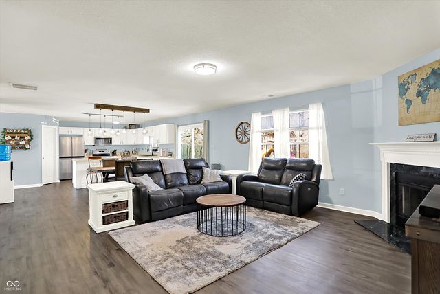 7822 Mullis Lane, Indianapolis, IN 46237