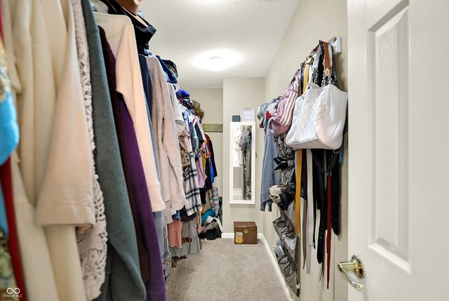 7822 Mullis Lane, Indianapolis, IN 46237