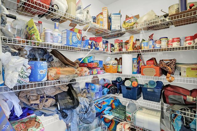 7822 Mullis Lane, Indianapolis, IN 46237