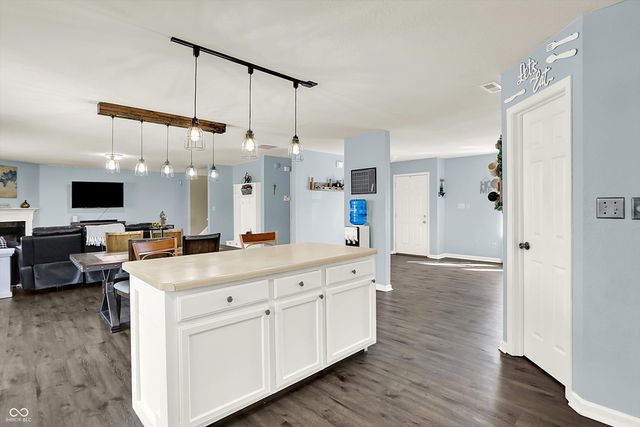 7822 Mullis Lane, Indianapolis, IN 46237