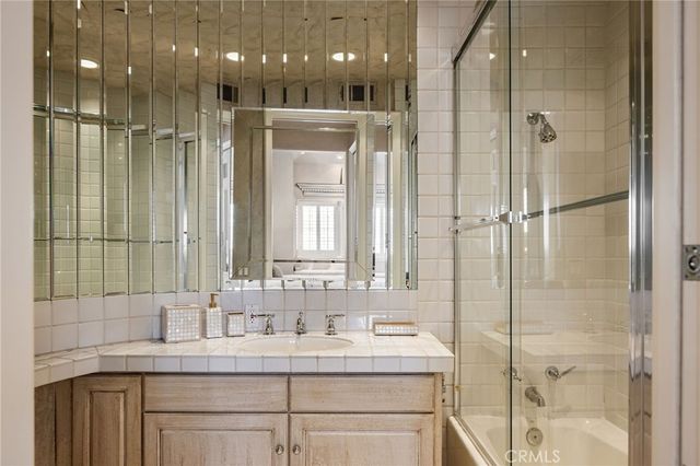 3 Weybridge Court, Newport Beach, CA 92660