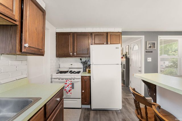 2510 Sampson Street, South Bend, IN 46614