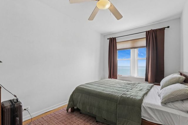 1210 W Jarvis Avenue 2N, Chicago, IL 60626