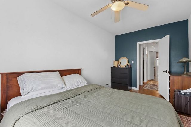 1210 W Jarvis Avenue 2N, Chicago, IL 60626