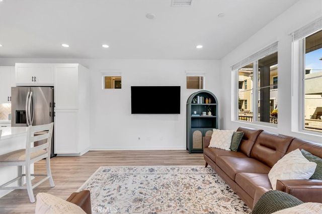 350 Harvest, Rancho Mission Viejo, CA 92694