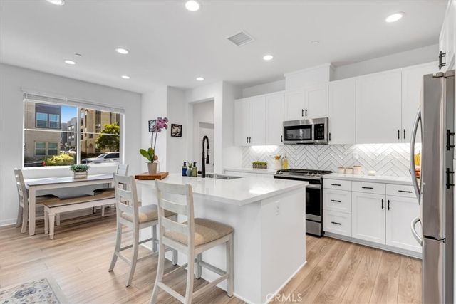 350 Harvest, Rancho Mission Viejo, CA 92694