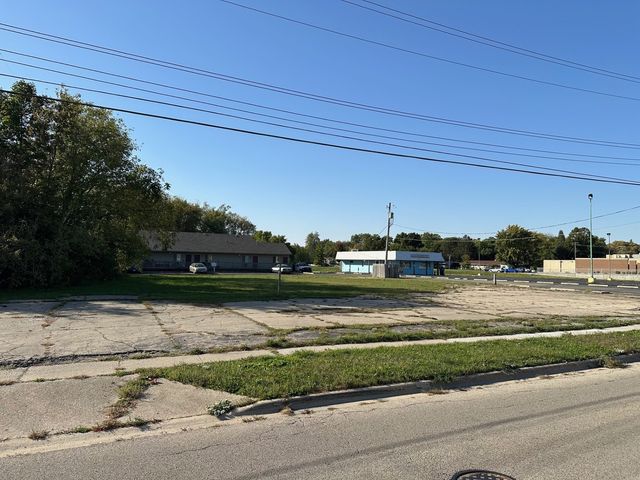 717 N 1st Street, Dekalb, IL 60115