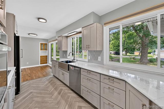 4877 Orchard Lane, Owosso, MI 48867
