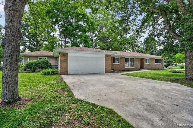 4877 Orchard Lane, Owosso, MI 48867