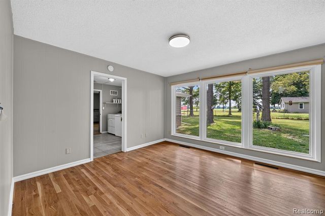4877 Orchard Lane, Owosso, MI 48867