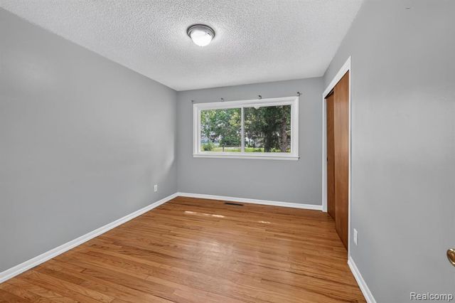 4877 Orchard Lane, Owosso, MI 48867