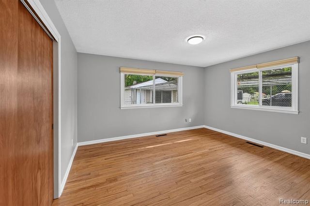 4877 Orchard Lane, Owosso, MI 48867