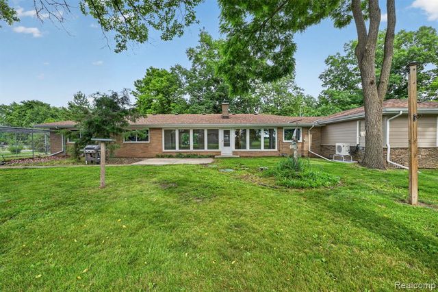 4877 Orchard Lane, Owosso, MI 48867