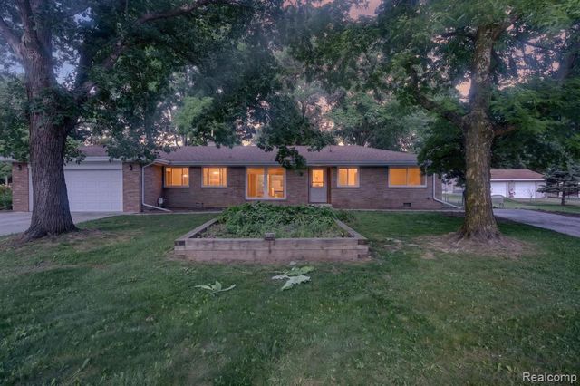 4877 Orchard Lane, Owosso, MI 48867